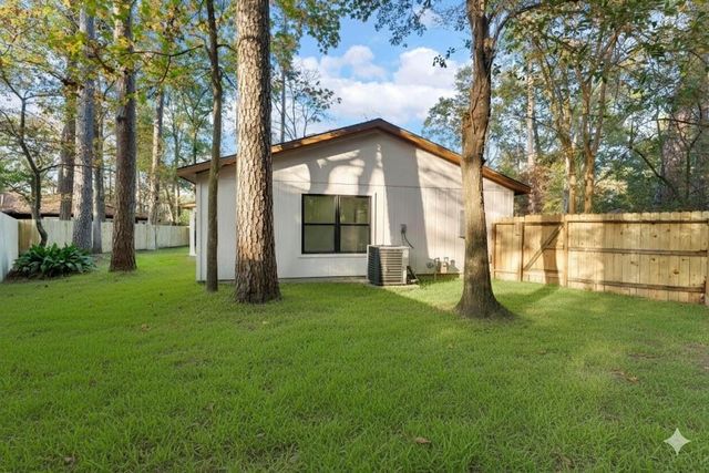 2610 N Red Cedar Circle, The Woodlands, TX 77380