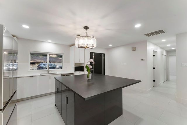 2610 N Red Cedar Circle, The Woodlands, TX 77380