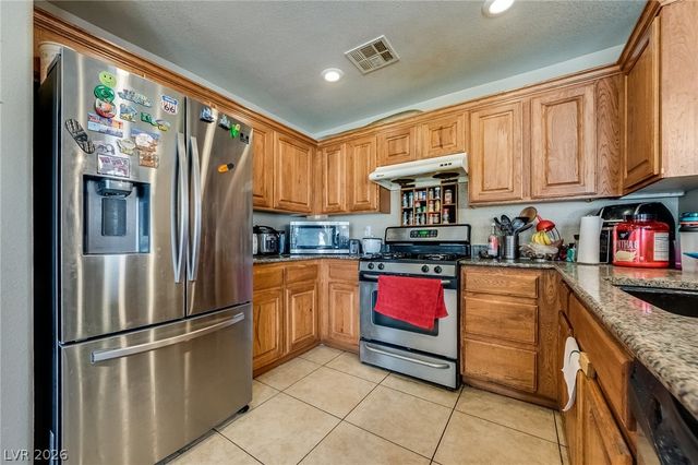 8166 Royal Lilly Court, Las Vegas, NV 89139