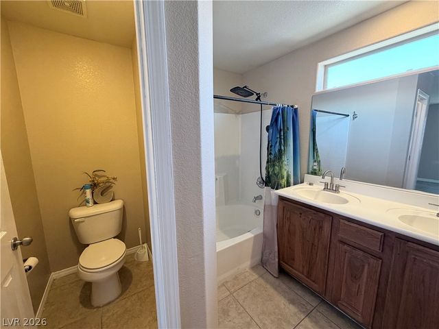 8166 Royal Lilly Court, Las Vegas, NV 89139