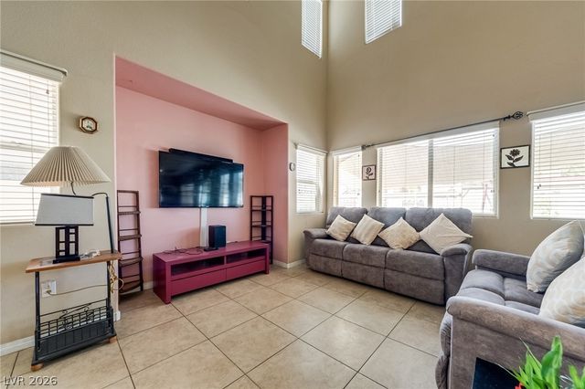 8166 Royal Lilly Court, Las Vegas, NV 89139
