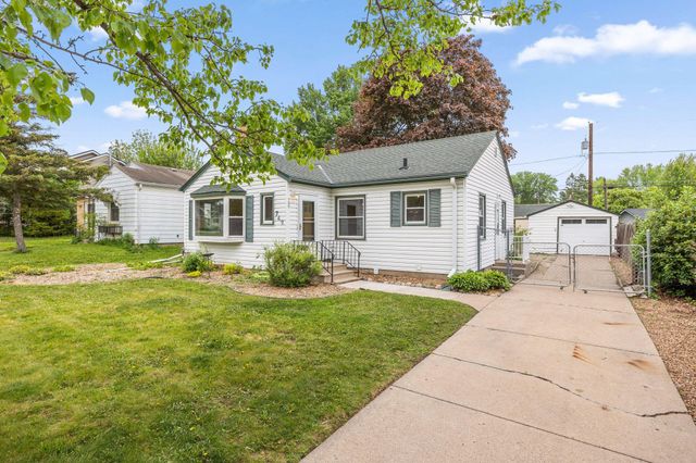 749 Cottage Avenue W, Saint Paul, MN 55117