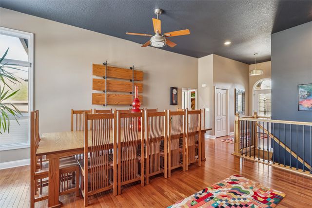 16223 Tanglewood Drive, Urbandale, IA 50323