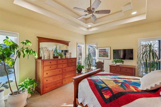 16223 Tanglewood Drive, Urbandale, IA 50323