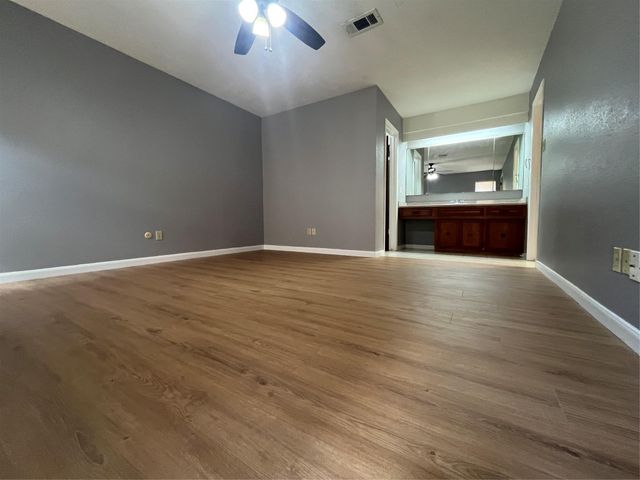 16454 Hickory Knoll Drive, Houston, TX 77059
