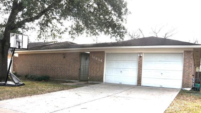 16454 Hickory Knoll Drive, Houston, TX 77059