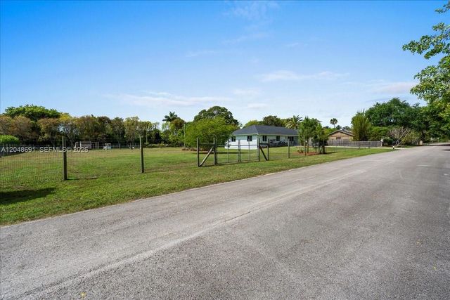 19724 SW 243rd Terrace, Homestead, FL 33031