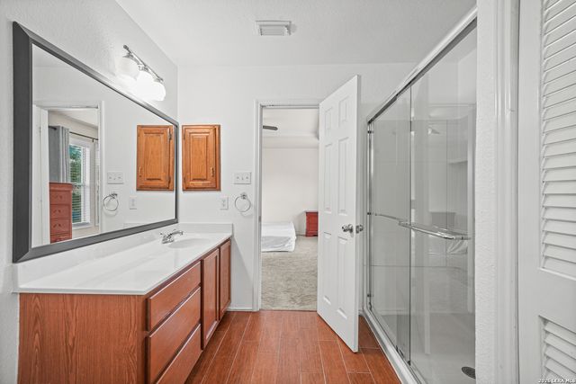 5806 VALPARAISO WAY, San Antonio, TX 78249