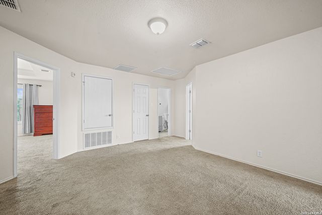 5806 VALPARAISO WAY, San Antonio, TX 78249