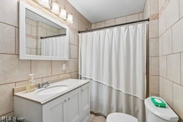 37531 Willow Drive, Eastlake, OH 44095