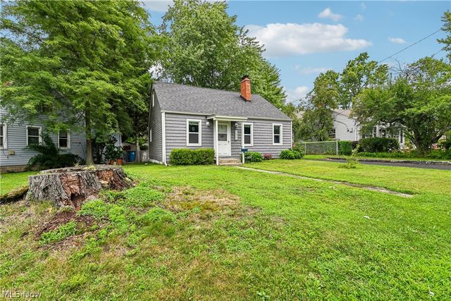 37531 Willow Drive, Eastlake, OH 44095