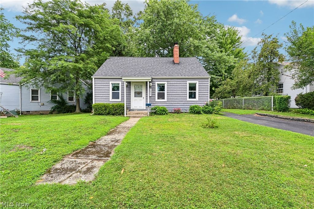 37531 Willow Drive, Eastlake, OH 44095