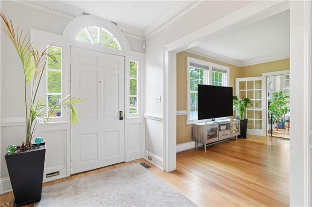 5803 Upper Brandon PL, Norfolk, VA 23508