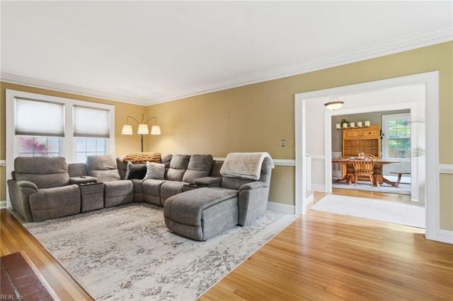 5803 Upper Brandon PL, Norfolk, VA 23508