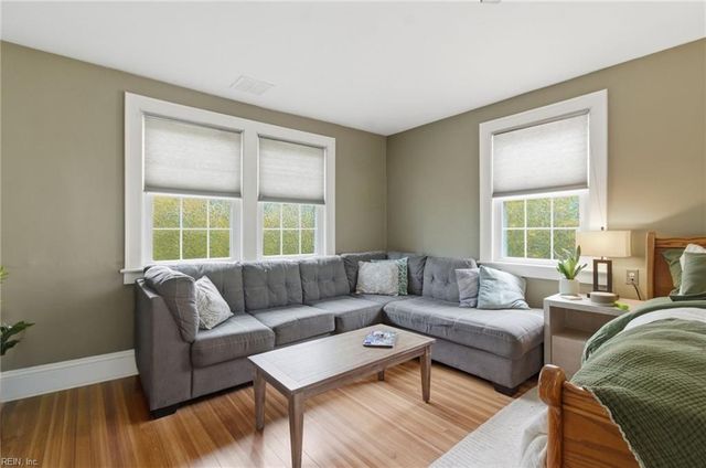 5803 Upper Brandon PL, Norfolk, VA 23508