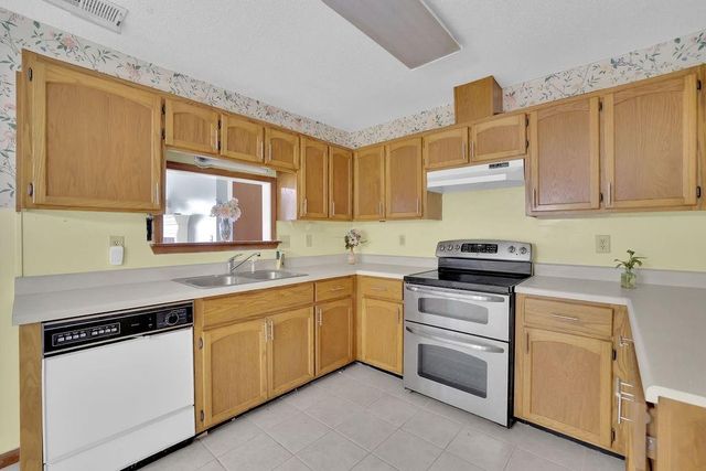 1238 Shannon Way SW, Marietta, GA 30008