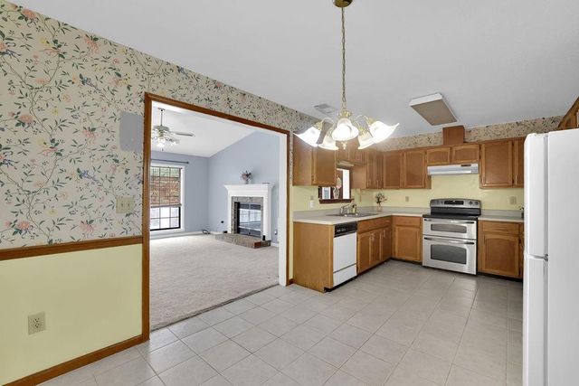 1238 Shannon Way SW, Marietta, GA 30008