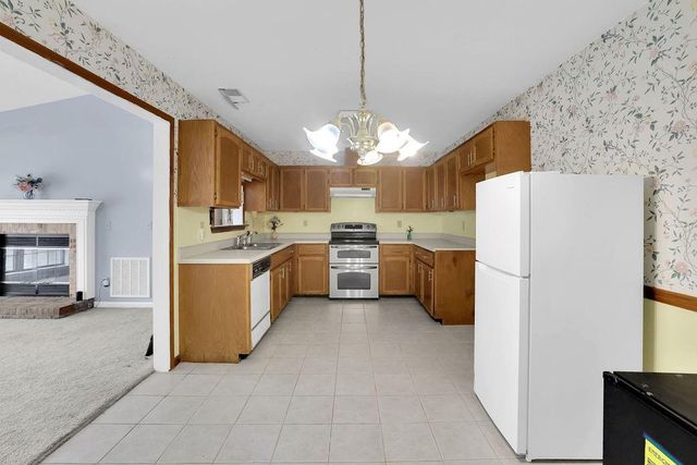 1238 Shannon Way SW, Marietta, GA 30008