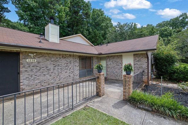 1238 Shannon Way SW, Marietta, GA 30008