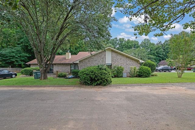 1238 Shannon Way SW, Marietta, GA 30008