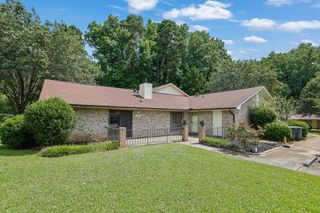 1238 Shannon Way SW, Marietta, GA 30008
