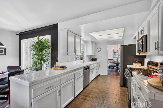 1117 W Crescent, Redlands, CA 92373