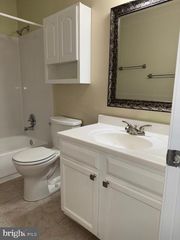 310-I S 11TH ST, Purcellville, VA 20132