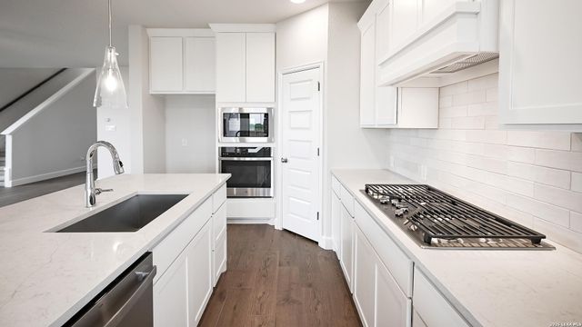 5089 Obispo Circle, Schertz, TX 78124
