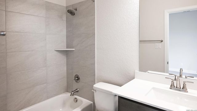 5089 Obispo Circle, Schertz, TX 78124