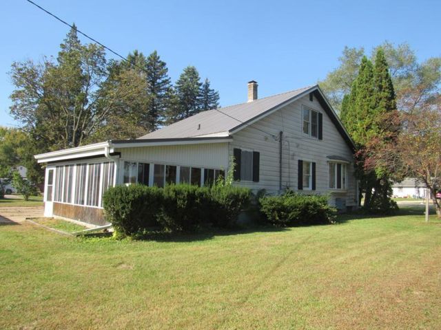 1346 E Caro Road, Caro, MI 48723