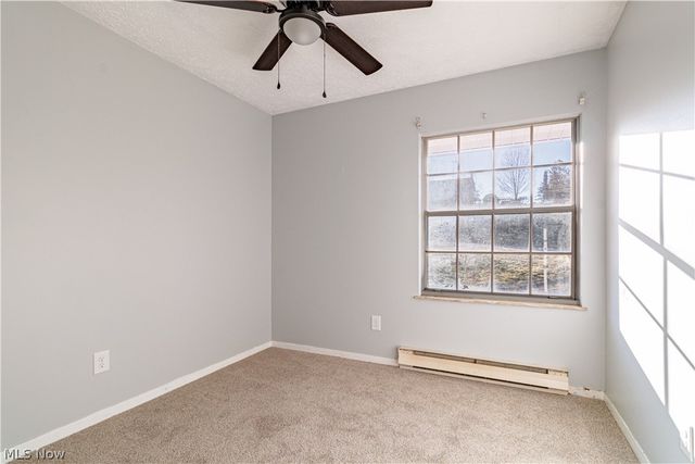 5814 Laura Avenue, Homeworth, OH 44634