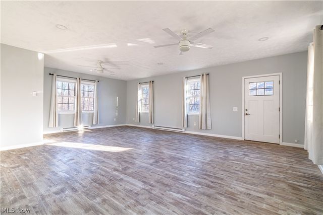 5814 Laura Avenue, Homeworth, OH 44634