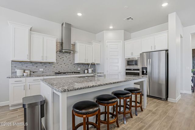 374 Barred Rock Court, Las Cruces, NM 88005