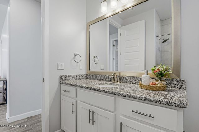 374 Barred Rock Court, Las Cruces, NM 88005