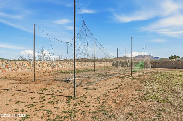 374 Barred Rock Court, Las Cruces, NM 88005