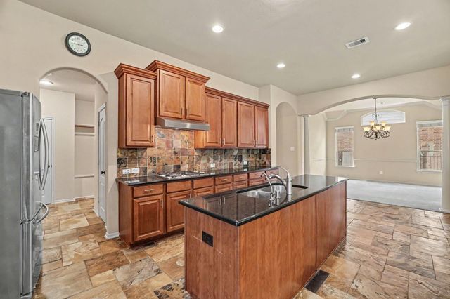 62 Sandwell Place, Spring, TX 77389