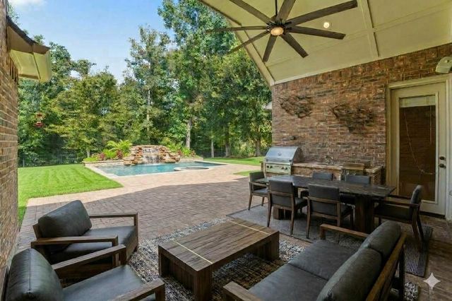 62 Sandwell Place, Spring, TX 77389