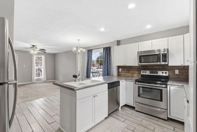 636 W Scott Street, Springfield, MO 65802