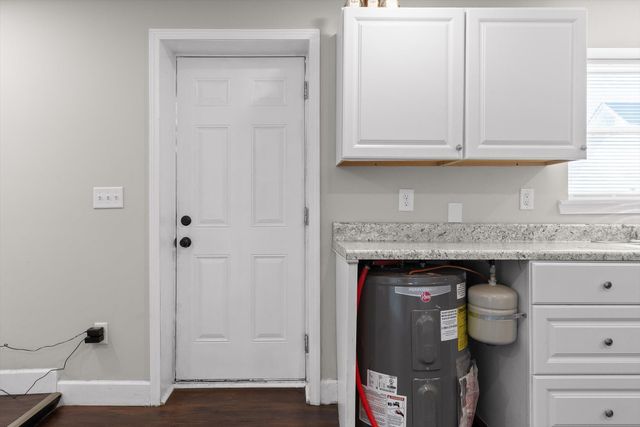 860 Berry Street NE, Cleveland, TN 37311