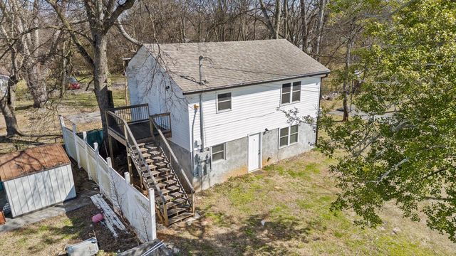860 Berry Street NE, Cleveland, TN 37311