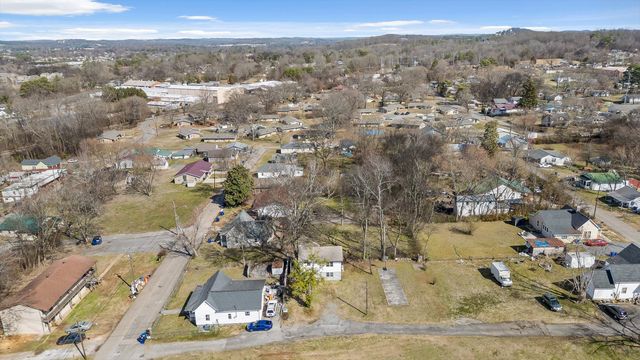 860 Berry Street NE, Cleveland, TN 37311