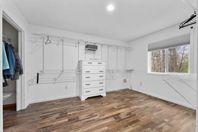 1652 950th Street, Eau Claire, WI 54701