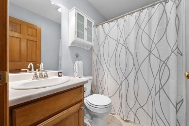 1652 950th Street, Eau Claire, WI 54701