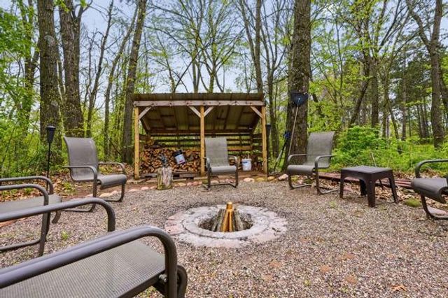1652 950th Street, Eau Claire, WI 54701