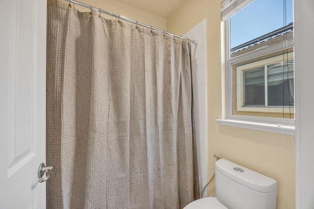 1046 Smith Way, Folsom, CA 95630