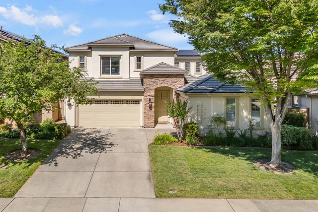 1046 Smith Way, Folsom, CA 95630