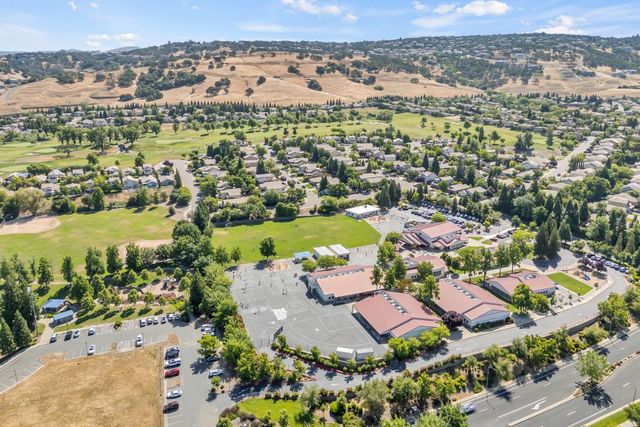 1046 Smith Way, Folsom, CA 95630