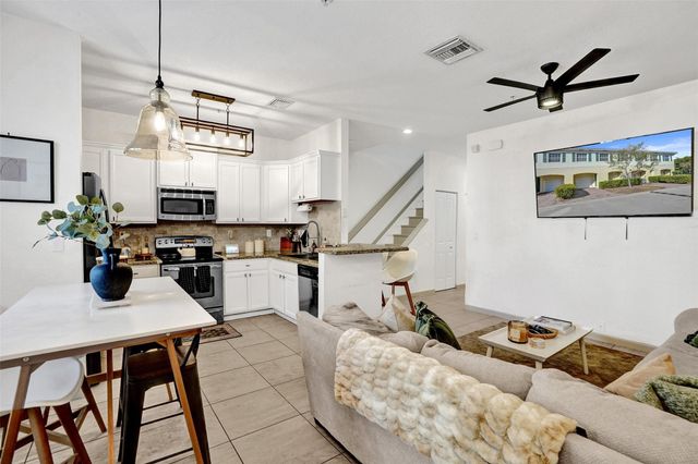 159 SW 7th Court, Pompano Beach, FL 33060