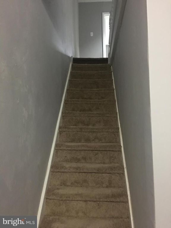 Image 5 of property listing at 3021 GRAYSON ST, Baltimore, MD 21216