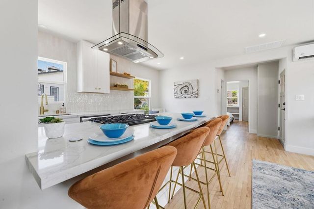 614 4th Street, Coronado, CA 92118